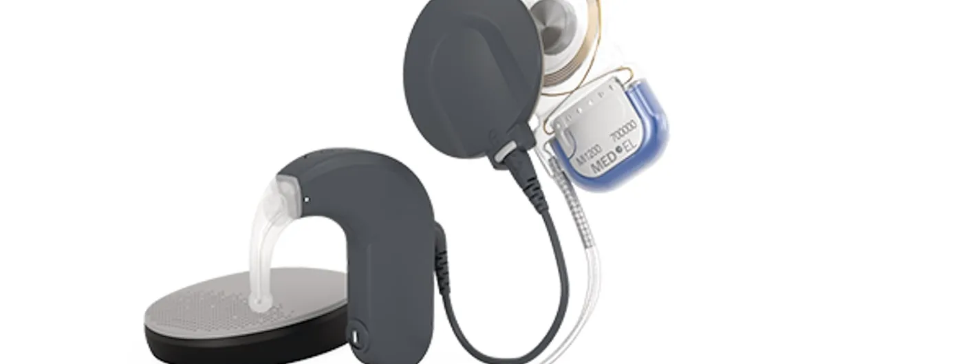 A rendered cutout of a MED-EL SONNET audio processor beside the SYNCHRONY cochlear implant and its coiled electrode array, both in dark grey and blue plastic on a white background.